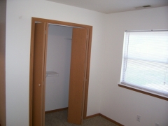 Real Estate - 1101 1103 1105 1107 Hamilton, Kirksville, Missouri - Bedroom