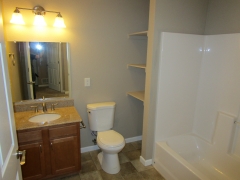 Real Estate - 407 411 415 S. Franklin, Kirksville, Missouri - Bathroom