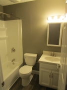 Real Estate -  1 Bedroom Vista Heights, Kirksville, Missouri - Bathroom
